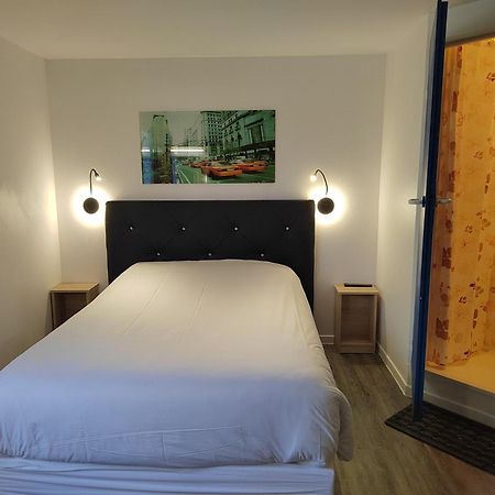 Fasthotel Paris Ouest Bouafle Buitenkant foto