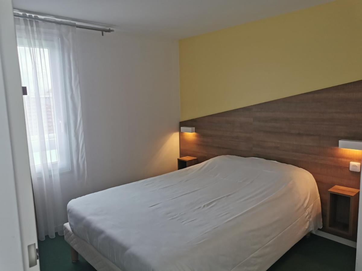 Fasthotel Paris Ouest Bouafle Buitenkant foto