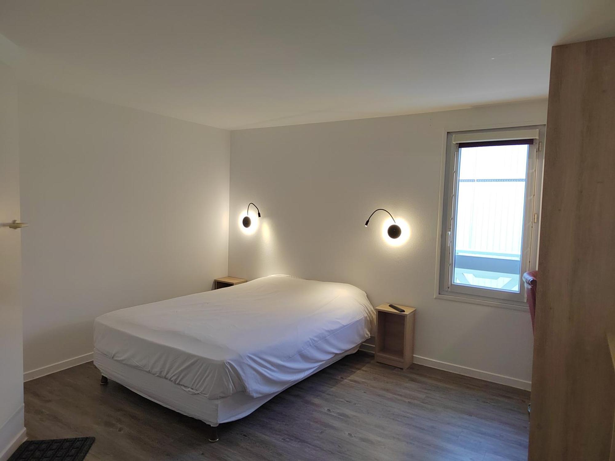 Fasthotel Paris Ouest Bouafle Buitenkant foto